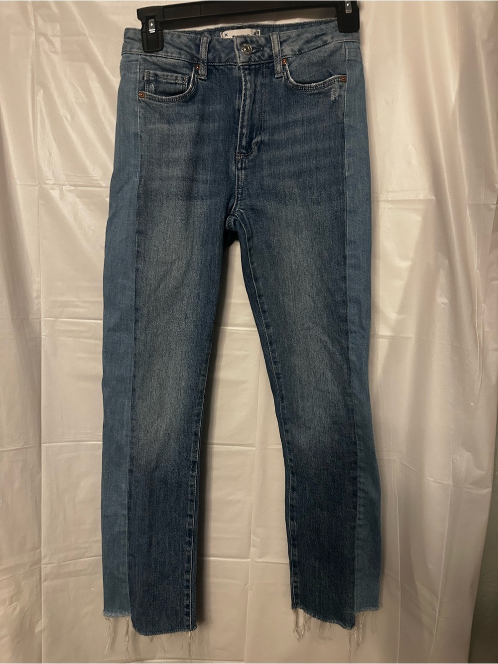 PAIGE jeans women’s size 25 Cindy fit.